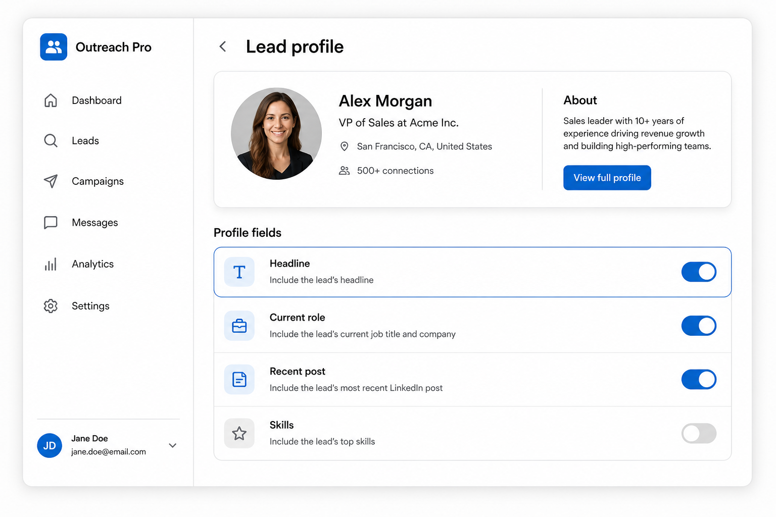 Lead profile panel showing which LinkedIn profile fields Bindago uses for AI personalisation